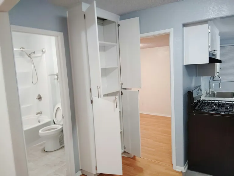 13423 Olive Dr #4 — Photo 4