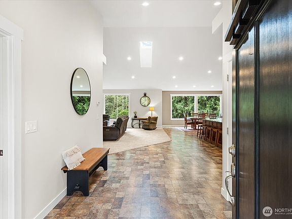5th image of 2923 165th Drive SE