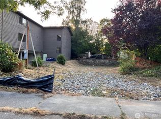 9239 Interlake Avenue N, Seattle, WA 98103