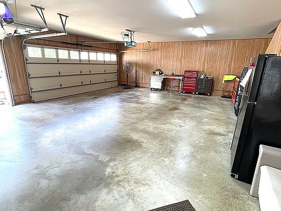 2nd image of 4722 Shoal Creek Dr