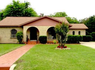 809 N Bailey Ave, Fort Worth, TX 76107