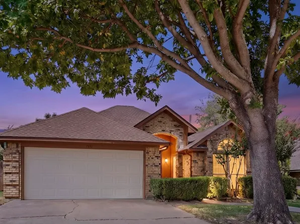 5932 Wind Drift Trl, Arlington, TX 76017