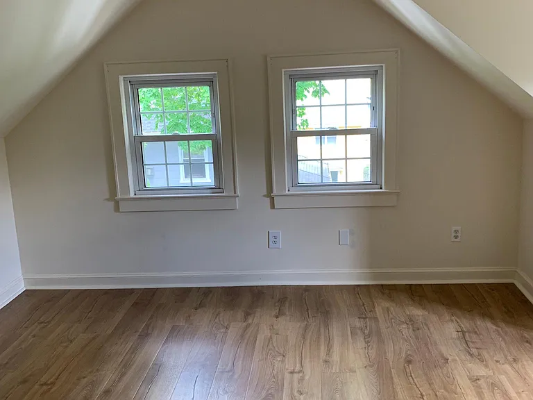11 Mead Ave — Photo 10