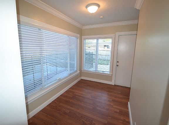 5th image of 1020 NW 8th St