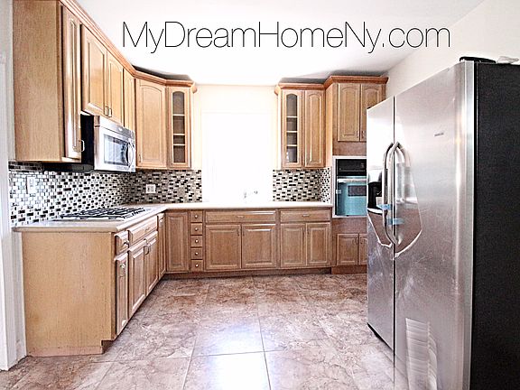 2nd image of 152-31 135th Avenue
