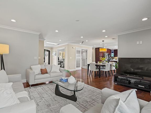 4th image of 1151 Koch Ln