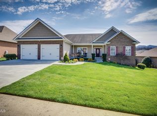 1139 Willow Springs Dr, Johnson City, TN 37604