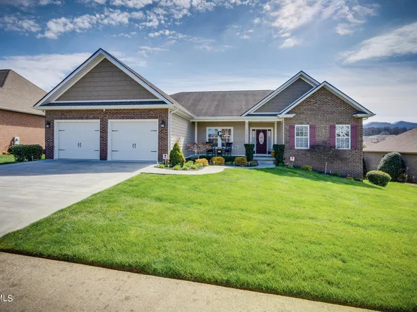 1139 Willow Springs Dr, Johnson City, TN 37604