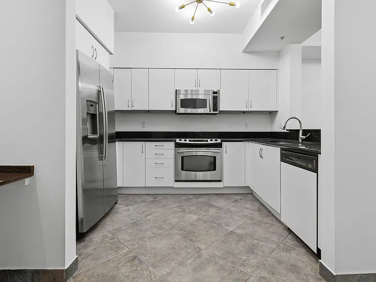 233 S Federal Hwy #208 — Photo 7