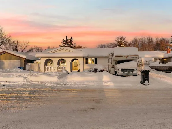 67 W Fitzsimmons Ave, Wood Buffalo, AB T9H 1Z3