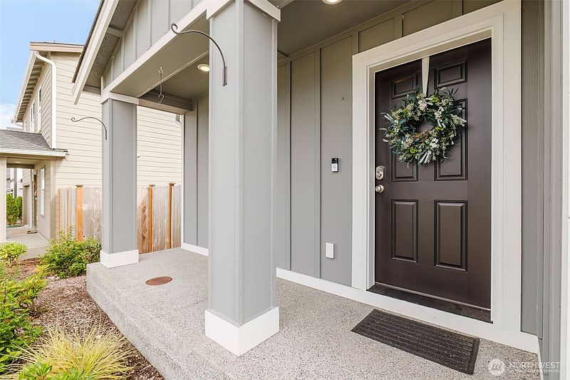 2nd image of 101 NE Olympic Ridge