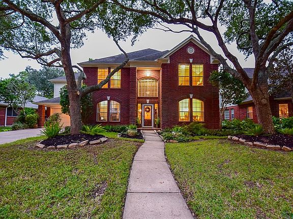 3rd image of 1531 Pecan Crossing Dr