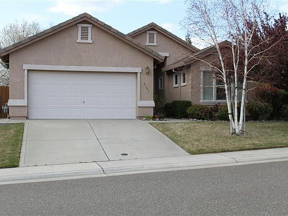 3rd image of 6541 Carlsbad Ct