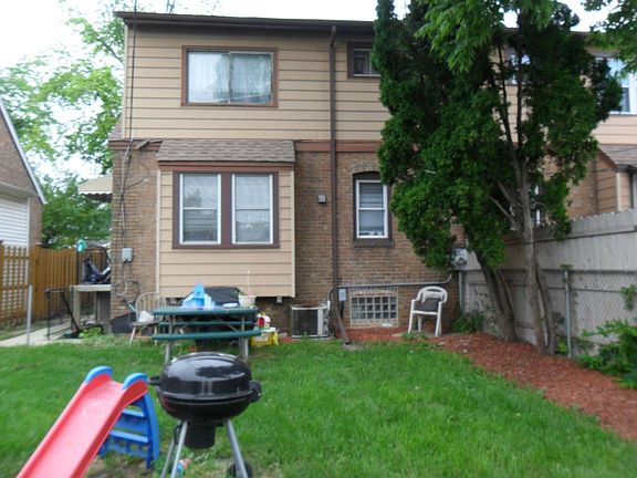 5th image of 4427 Joliet Ave