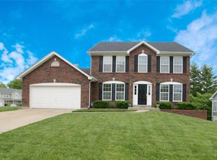 4823 Greenburg Dr, Saint Peters, MO