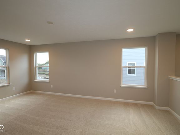 4th image of 4082 Hahn Ln