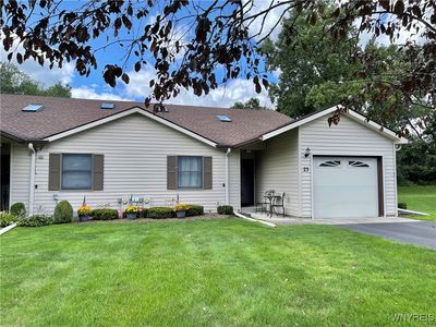 23 N Pointe Dr, Batavia, NY, 14020