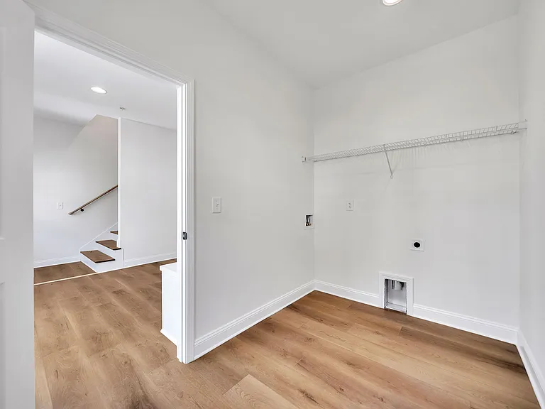 199 Riverstone Commons Cir — Photo 14