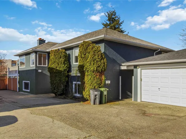 3002 Cedar Hill Rd #B, Victoria, BC V8T 3J3