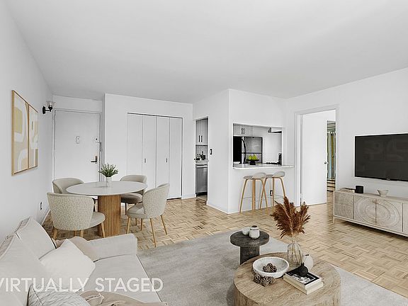 4th image of 400 E 70th St APT 1008