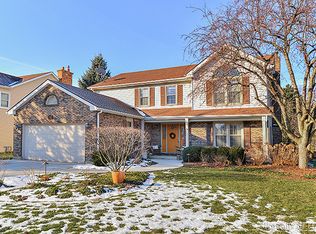 501 Flock Ave, Naperville, IL 60565