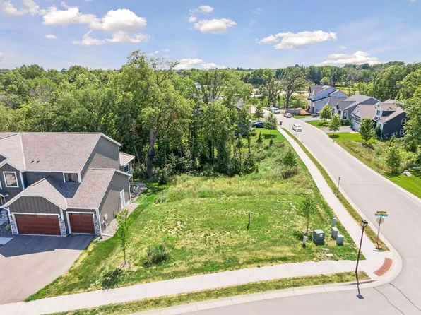 1949 Woods Point, Waconia, MN 55387