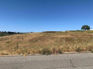 4 Camino De Nog, Fallbrook, CA 92028