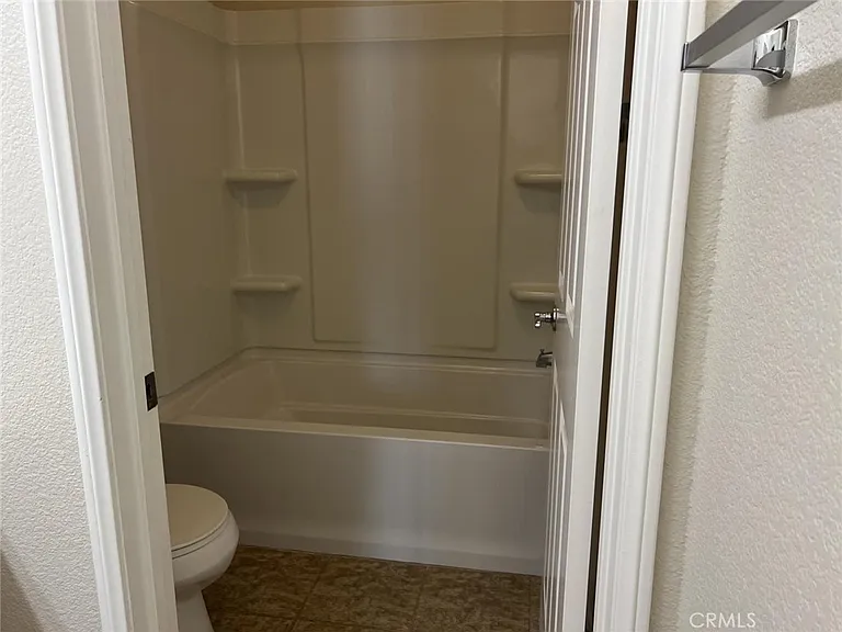 15329 Oak Tree Dr — Photo 30