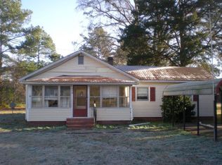 312 Boush St, Roper, NC 27970