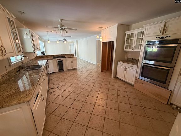 4th image of 548 Westlawn Rd