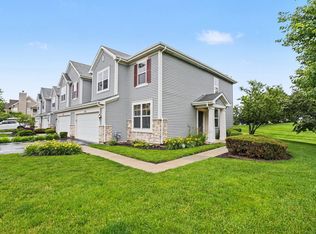 937 Emerald Dr, Hampshire, IL 60140