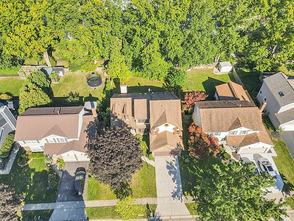 3rd image of 7448 Gardenview Pl