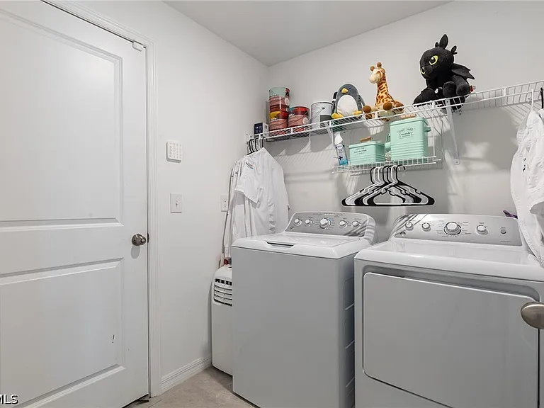 3856 Treasure Oak Way — Photo 17