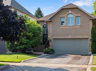 25 Segwun Rd, Hamilton, ON L8B0K2