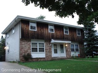 3202 S Kennedy Dr, Sturtevant, WI 53177