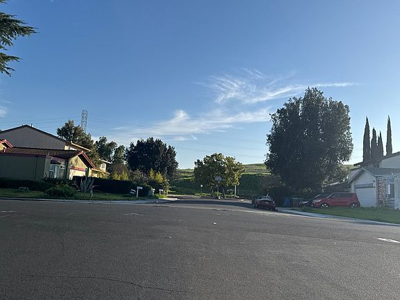 4th image of 3114 Cedar Ct