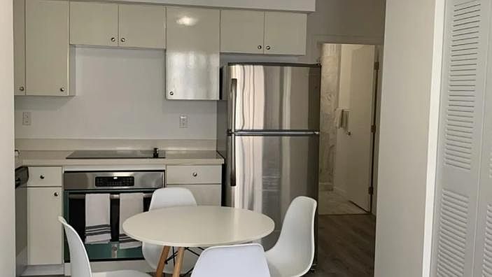 2nd image of 820 7th St #1
