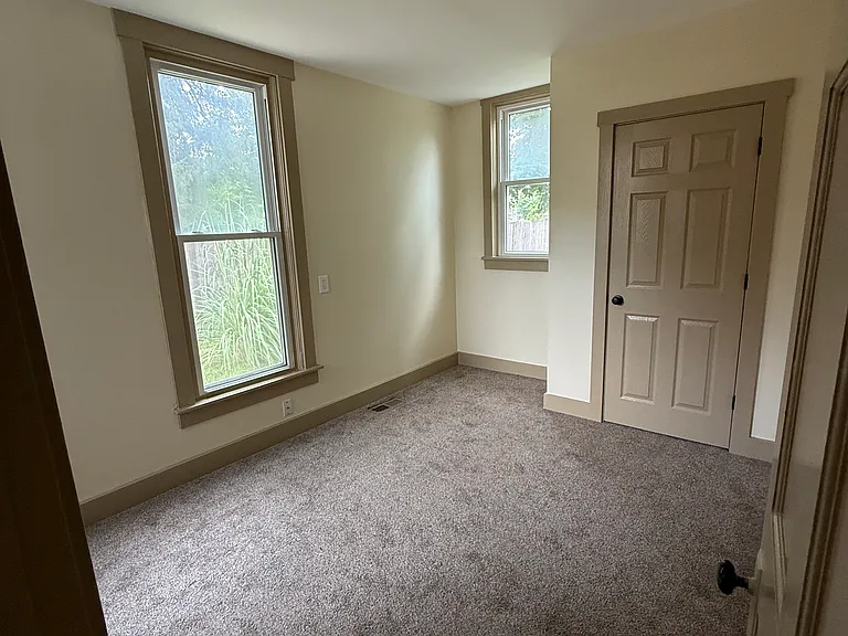 14 N High St #16 — Photo 9