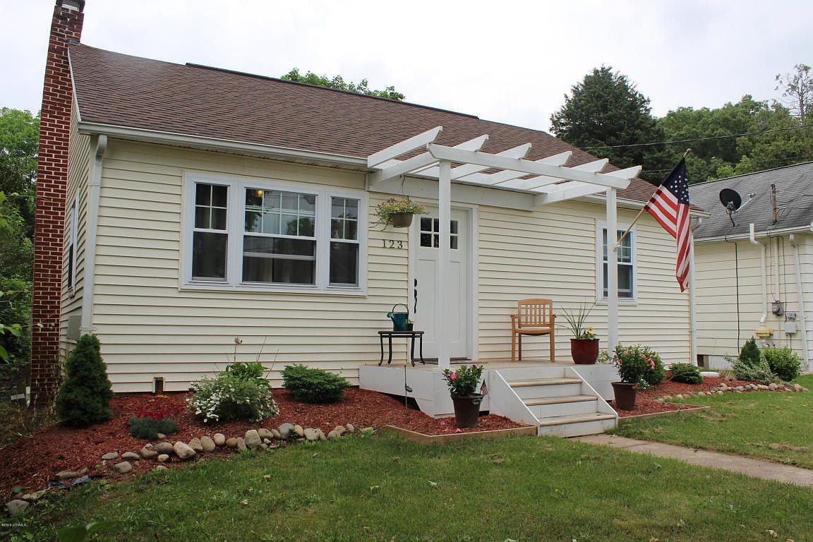 123 Chestnut St, Nescopeck, PA 18635 Zillow
