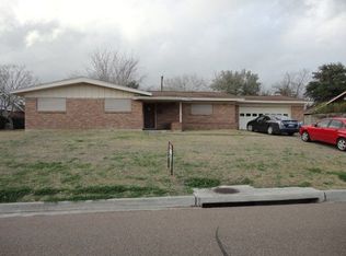 2223 Larry Dr, Port Lavaca, TX 77979