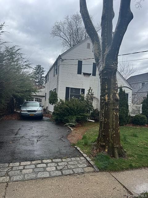 1st image of 36 Salisbury Avenue