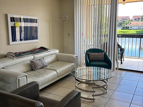 2nd image of 750 Egret Cir APT 6206