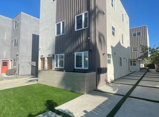 1271 W 36th St, Los Angeles, CA 90007
