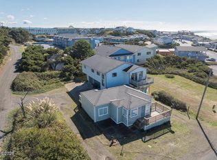 565 SW 4th St, Newport, OR 97365