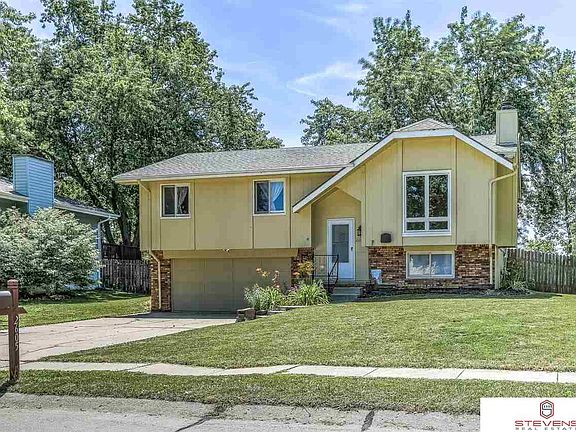 5th image of 2605 Ponderosa Dr