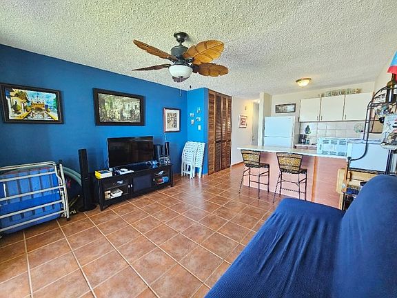 2nd image of Cond Golf Y Playa APT I-304