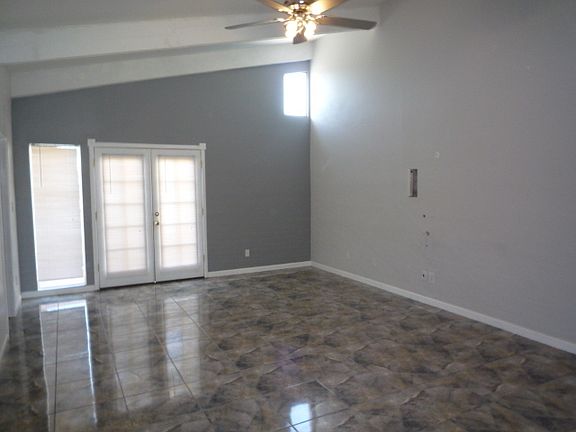 Living_Area_from_Kitchen_07252023