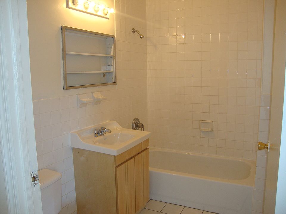 2nd image of 35-37 Main St #406