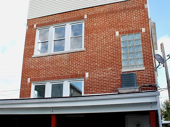 5th image of 2131 N Lorel Ave #3