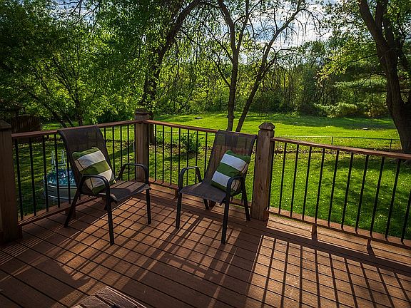 Deck with Neighbor-Free View